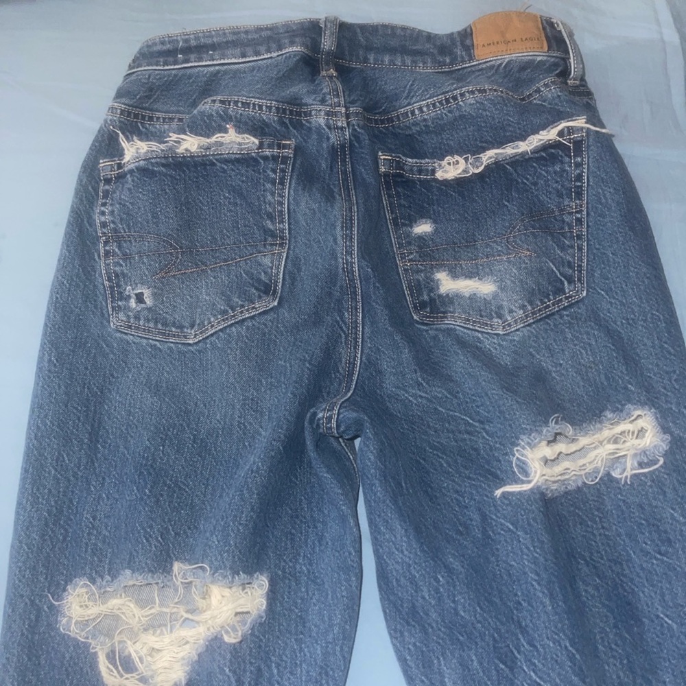 American Eagle low rise skinny ripped skinny jeans.